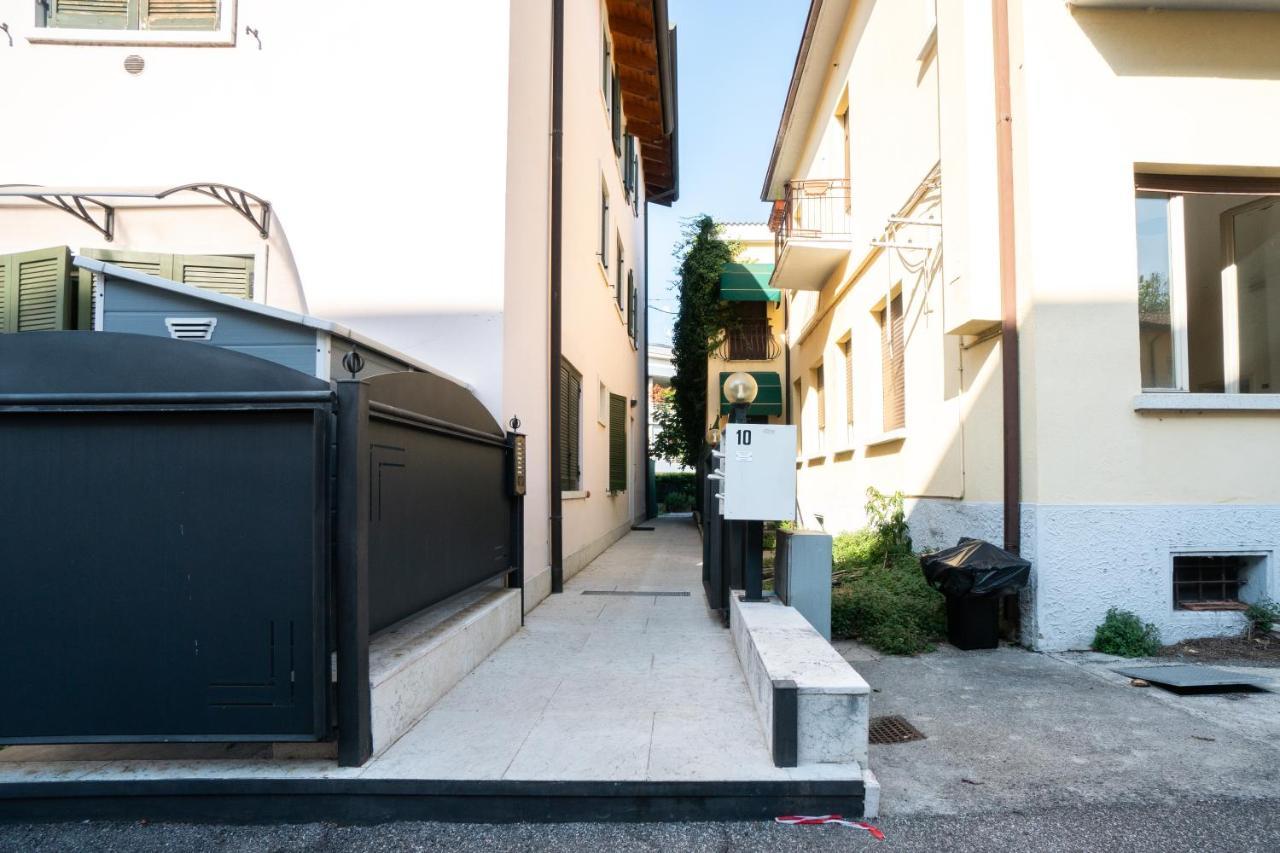 Sweet Home Lungolago Garibaldi Peschiera del Garda Extérieur photo